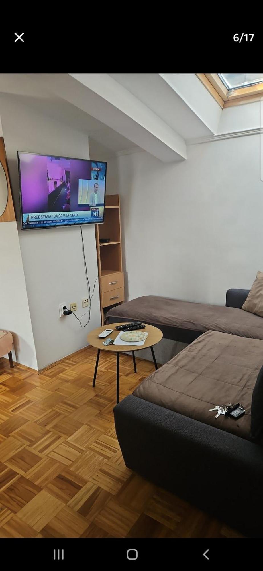 Apartman Ellye Lukavica Eksteriør billede