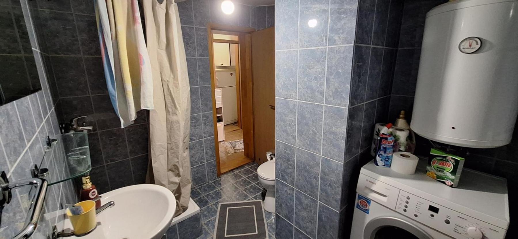 Apartman Ellye Lukavica Eksteriør billede